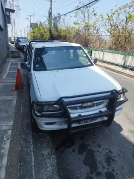 Chevrolet Luv Doble Cab. 4p 4x4 A-A V6,3.2,12v S 2 3 usado (2004) color Blanco precio u$s9.000