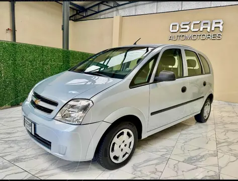 Chevrolet Meriva GL Plus usado (2011) color Plata Polaris precio $9.990.000