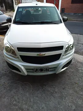 Chevrolet Montana LS Base usado (2015) color Blanco precio $12.000.000