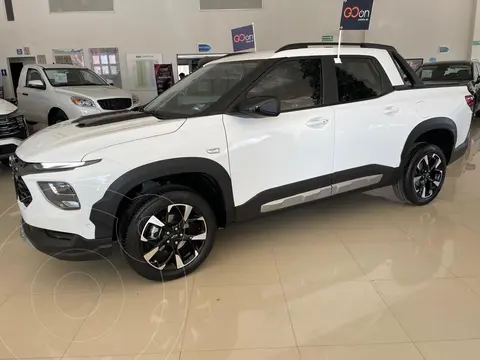 Chevrolet Montana RS usado (2024) color Blanco financiado en mensualidades(enganche $133,525 mensualidades desde $10,211)