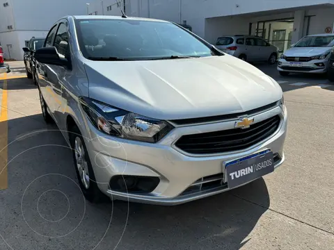 Chevrolet Onix Joy Plus Base usado (2022) color Plata Switchblade precio $19.502.000