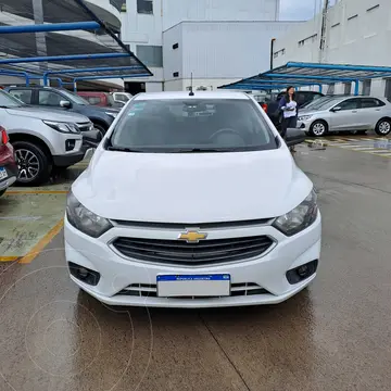 Chevrolet Onix Joy LS usado (2020) color Blanco financiado en cuotas(anticipo $2.370.000 cuotas desde $116.462)