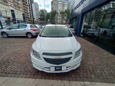 Chevrolet Onix Joy LS + usado (2018) color Blanco Summit precio $11.700.000