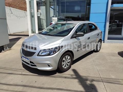 foto Chevrolet Onix Joy LS usado (2019) color Plata precio $1.470.000