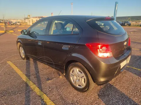 Chevrolet Onix Joy Base usado (2017) color Negro precio $11.000.000
