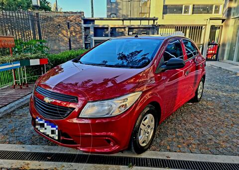 foto Chevrolet Onix Joy LS usado (2018) color Rojo precio $2.250.000
