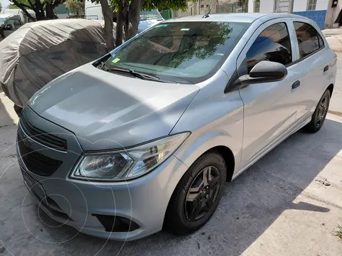 Chevrolet Onix Joy LS usado (2018) color Gris precio u$s12.500
