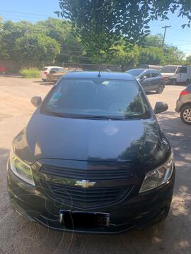 foto Chevrolet Onix Joy LS usado (2016) color Negro precio $1.750.000