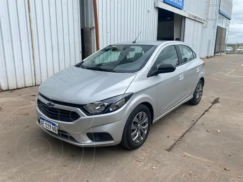 Chevrolet Onix Joy Black usado (2020) color Gris Plata  precio $16.500.000