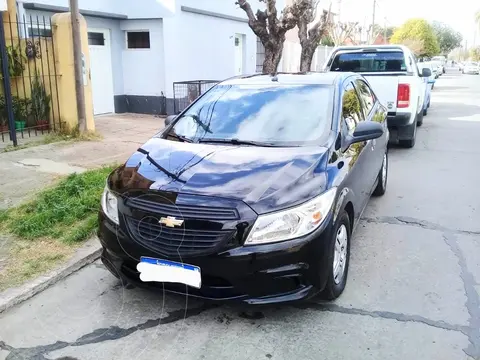foto Chevrolet Onix Joy LS usado (2019) color Negro precio $2.850.000