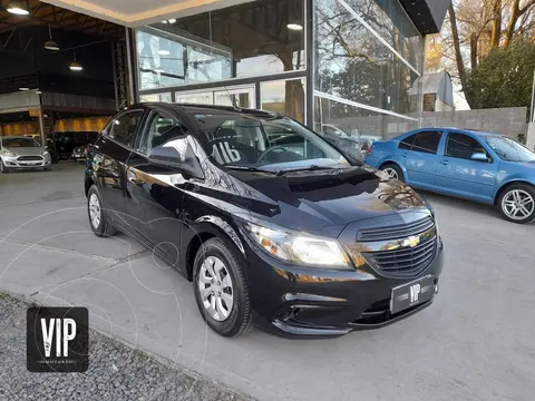 Chevrolet Onix Joy LS usado (2019) color Negro precio $15.300.000