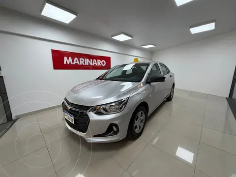 Chevrolet Onix Plus 1.2 LS usado (2023) color Gris precio $21.000.000
