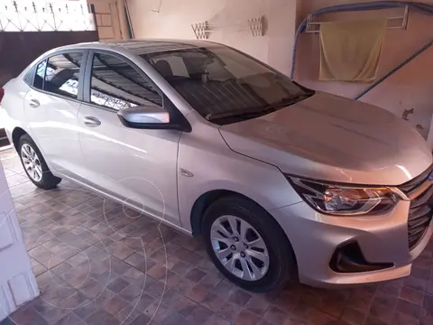 Chevrolet Onix Plus 1.2 LT usado (2020) color Gris precio $17.700.000