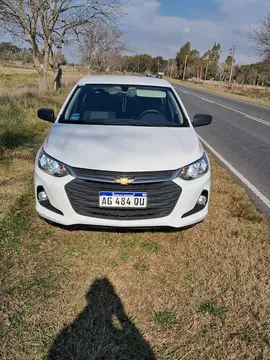 Chevrolet Onix Plus 1.2 LT Tech usado (2024) color Blanco precio u$s18.000