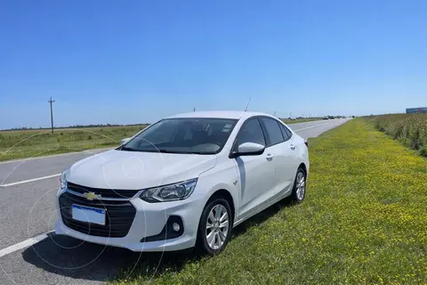Chevrolet Onix Plus 1.2 LT Pack Tech usado (2020) color Blanco Summit precio u$s13.400