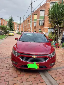 Chevrolet Onix Sedan 1.4 LT usado (2019) color Rojo precio $47.800.000