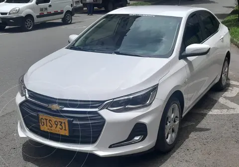Chevrolet Onix Turbo Sedan 1.0L LT usado (2021) color Blanco precio $60.900.000