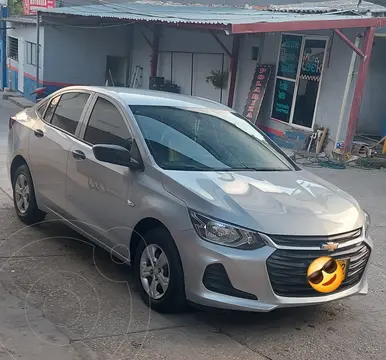 Chevrolet Onix Turbo Sedan 1.0L LT usado (2021) color Plata Metalico precio $52.000.000