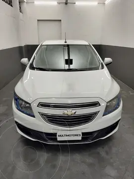Chevrolet Onix LTZ Aut usado (2015) color Blanco Summit precio $4.500.000