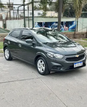Chevrolet Onix LT usado (2018) color Gris precio $15.500.000