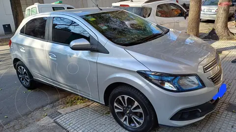 Chevrolet Onix LTZ usado (2015) color Gris precio u$s14.000