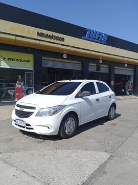 Chevrolet Onix ONIX 1.4 LS JOY               L/17 usado (2017) color Blanco precio $2.855.000