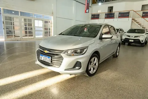 Chevrolet Onix ONIX 1.0 PREMIER I            L/19 usado (2020) color Gris Oscuro precio $21.000.000