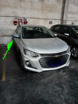 Chevrolet Onix 1.2 LT Pack Tech usado (2020) color Plata Switchblade precio $18.000.000