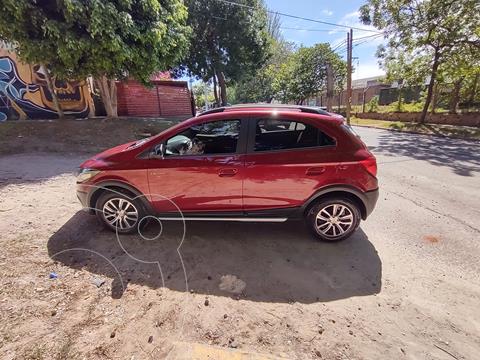 foto Chevrolet Onix Activ usado (2017) color Rojo precio $2.400.000