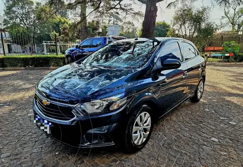 foto Chevrolet Onix LT usado (2017) color Negro precio $2.898.000