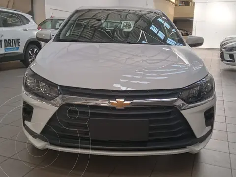 Chevrolet Onix 1.0T LT nuevo color Blanco financiado en cuotas(anticipo $5.699.000 cuotas desde $193.000)