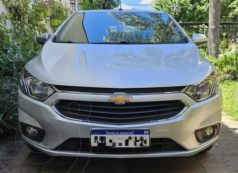 Chevrolet Onix LTZ usado (2019) color Gris precio u$s12.000