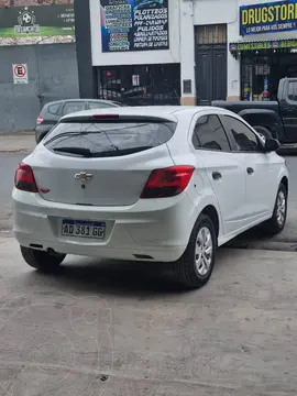 Chevrolet Onix ONIX 1.4 LS JOY               L/17 usado (2019) color Blanco precio $15.500.000