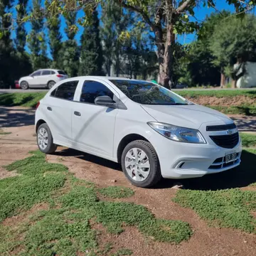 Chevrolet Onix ONIX 1.4 LT usado (2015) color Blanco precio $3.500.000