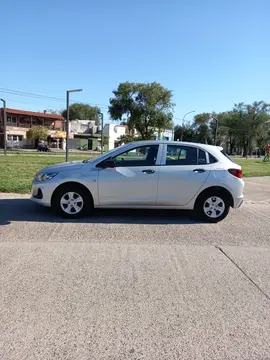 Chevrolet Onix 1.2 LT usado (2020) color Plata Switchblade precio $19.500.000