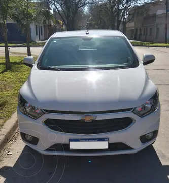 Chevrolet Onix LTZ usado (2017) color Blanco precio $15.000.000