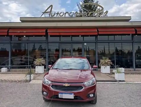 foto Chevrolet Onix ONIX 1.4 LTZ                  L/17 usado (2017) color Bordó precio $16.300.000