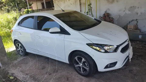 Chevrolet Onix LTZ usado (2019) color Blanco Summit precio $16.800.000