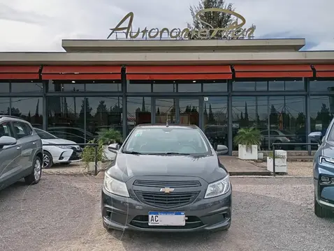 Chevrolet Onix ONIX 1.4 LS JOY L/17 usado (2018) color Gris Oscuro precio $13.500.000