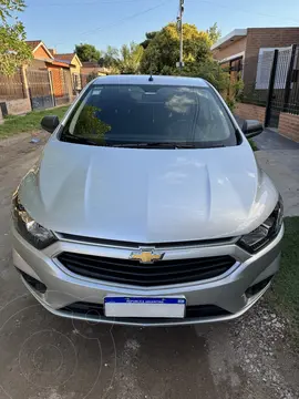 Chevrolet Onix LT usado (2017) color Gris precio $16.000.000