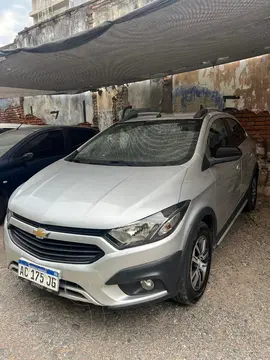 Chevrolet Onix Activ usado (2018) color Gris Plata  precio u$s13.000