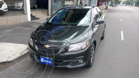 foto Chevrolet Onix LTZ usado (2016) color Gris Oscuro precio $1.065.000