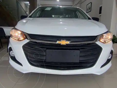 Chevrolet Onix 1.2 LS nuevo color Blanco financiado en cuotas(anticipo $11.500.000)