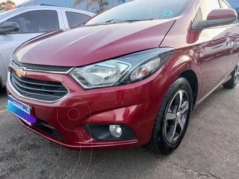 Chevrolet Onix LTZ usado (2018) color Rojo precio $8.500.000