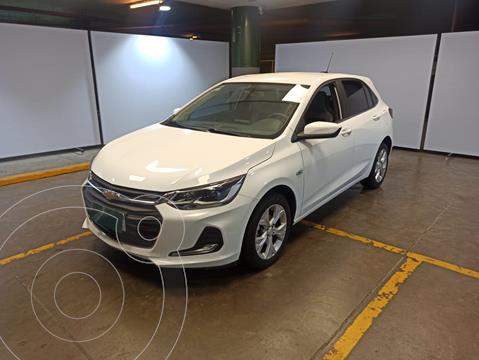 foto Chevrolet Onix 1.0T Premier I usado (2020) color Blanco precio $3.421.500