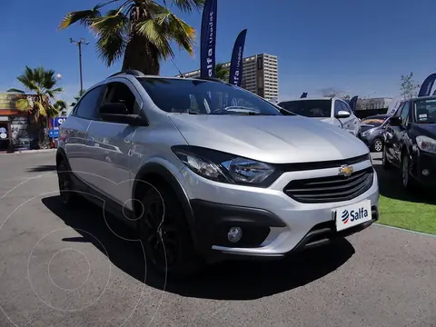 Chevrolet Onix 1.4L LT usado (2020) color Plata precio $8.990.000