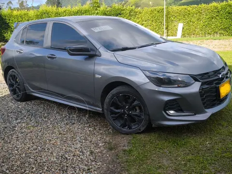 Chevrolet Onix RS usado (2021) color Gris precio $55.000.000