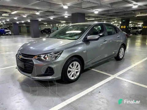 Chevrolet Onix LS Aut usado (2023) color Gris Oscuro precio $239,000