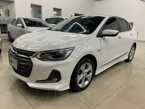 Chevrolet Onix Premier Aut usado (2021) color Blanco financiado en mensualidades(enganche $78,752 mensualidades desde $6,760)