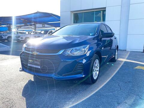 Chevrolet Onix LS Aut usado (2021) color Azul financiado en mensualidades(enganche $56,000 mensualidades desde $7,160)